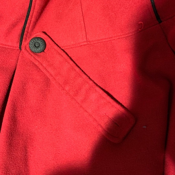 #306 Hell Bunny Red Pea Coat with Black Fur Trim goth/punk perfect for Holidays - Picture 8 of 9